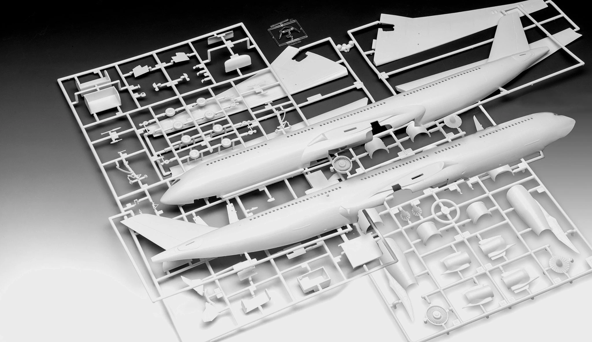 Revell 03816 - Airbus A330-300 Lufthansa New Livery