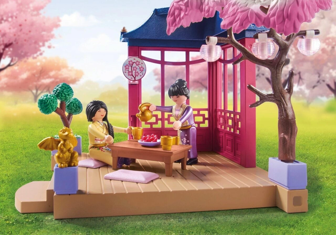 Playmobil 71762 - Asiatischer Garten mit Pandafütterung (My Life)