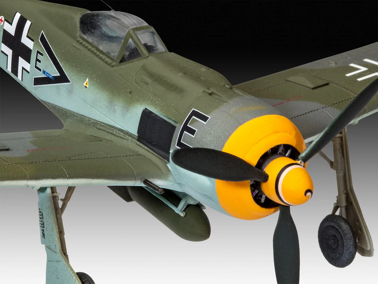 Revell 03898 - Focke Wulf Fw190 F-8