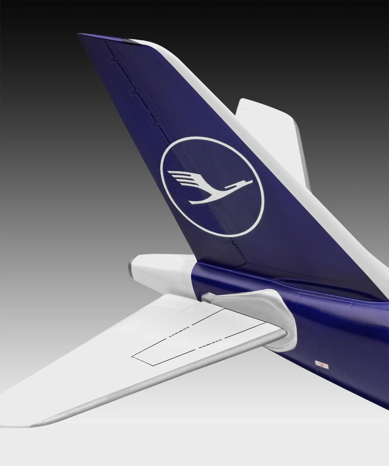 Revell 03803 - Airbus A340-300 Lufthansa New Livery