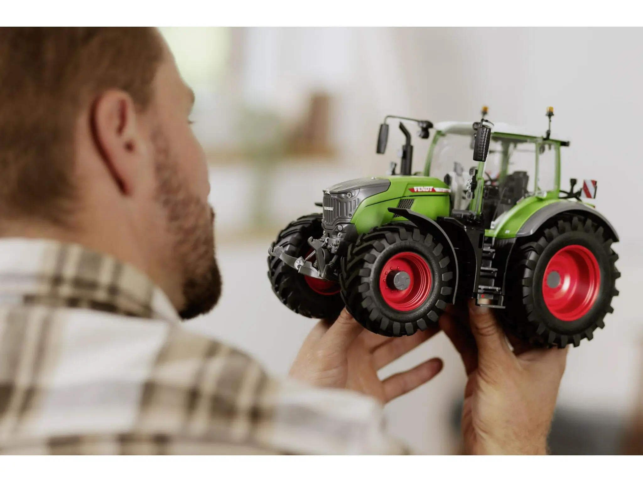 Revell - Fendt 728 Vario Traktor (07827) easy click
