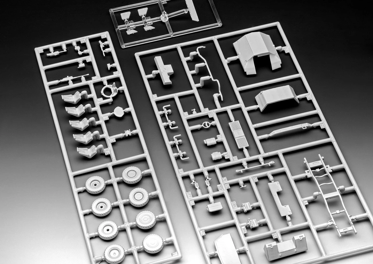 Revell 03345 - ATF Dingo 1