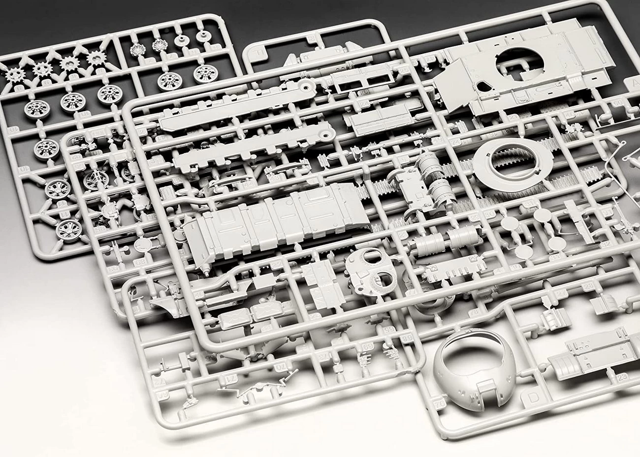 Revell 03328 - T-55A/AM mit KMT-6/EMT-5
