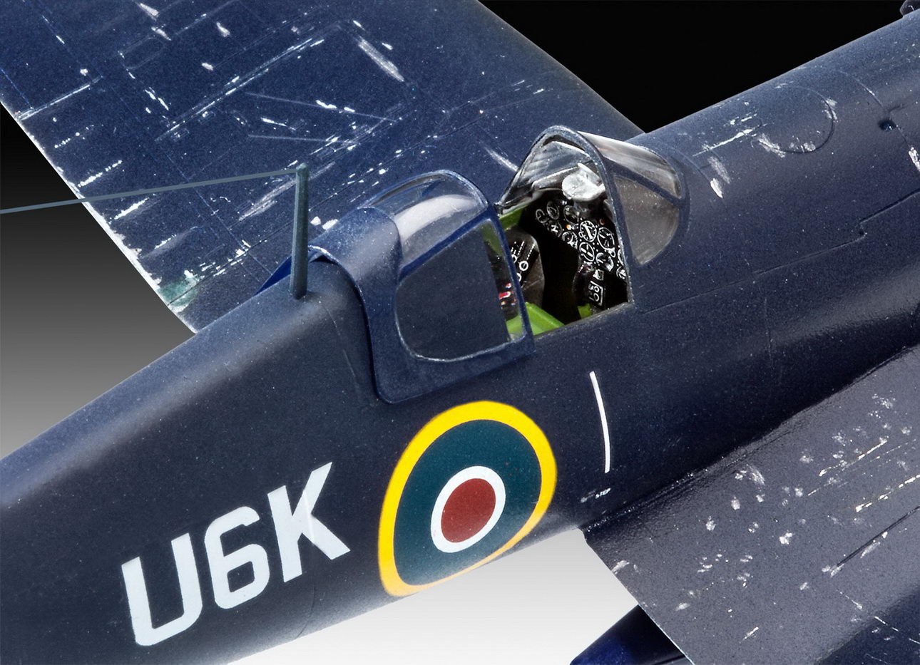 Revell 03917 - F4U-1B Corsair Royal Navy
