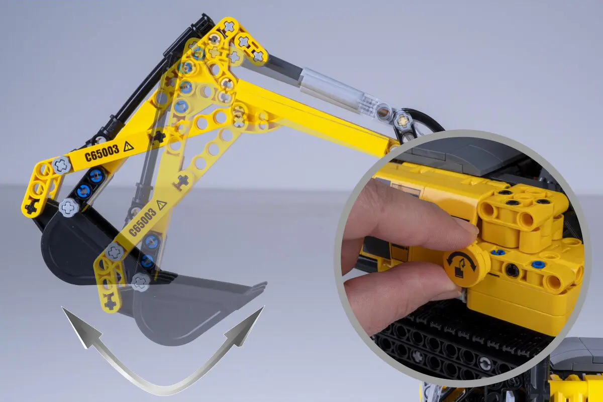 CaDA Bagger Bricks
