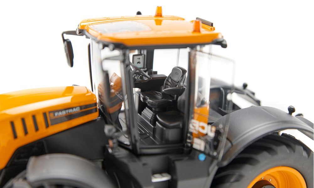 WIKING 077848 - JCB Fastrac 8330 - Modell 1:32