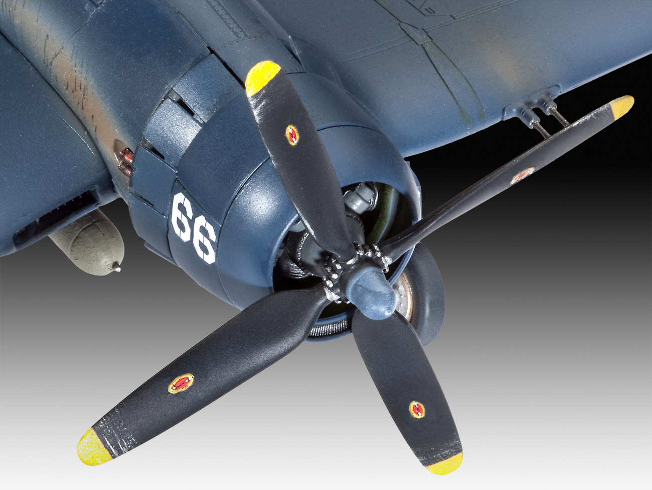 Revell 03955 - F4U-4 Corsair