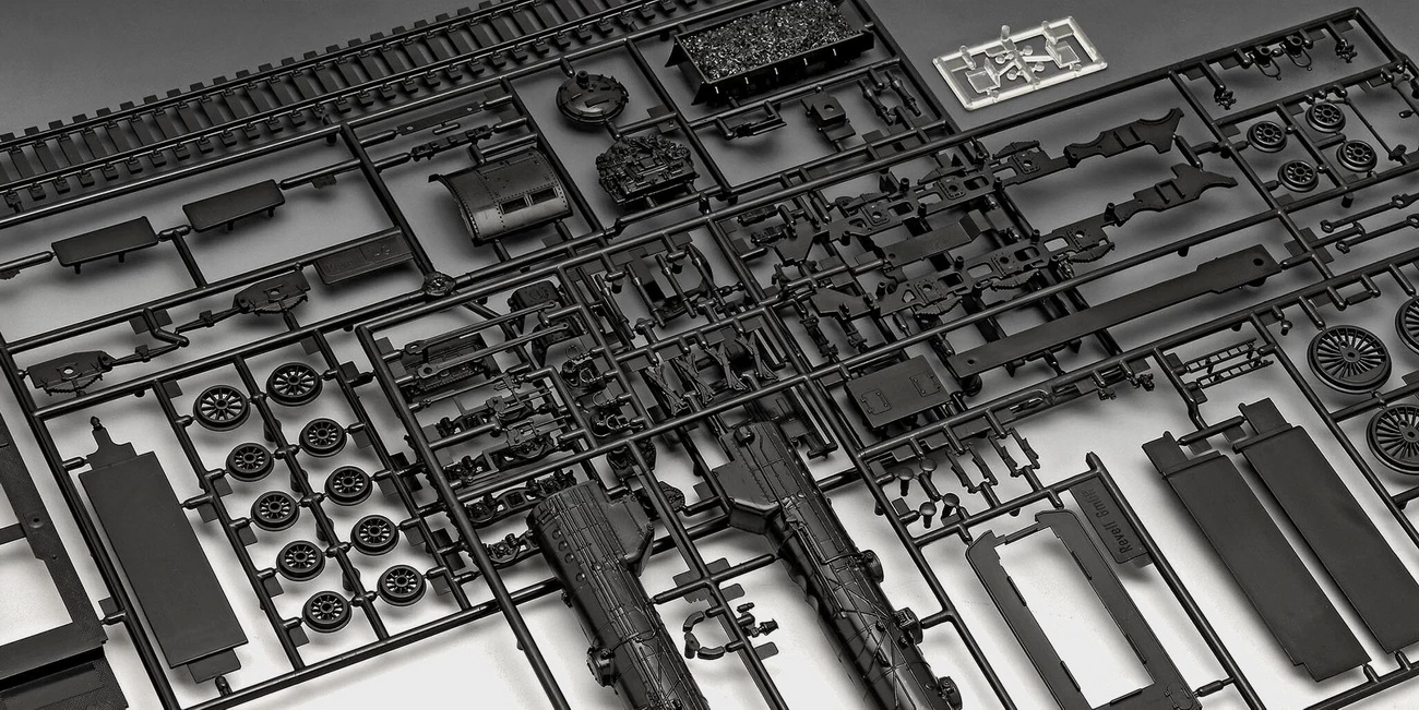 Revell 02166 - Schnellzuglokomotive BR 03
