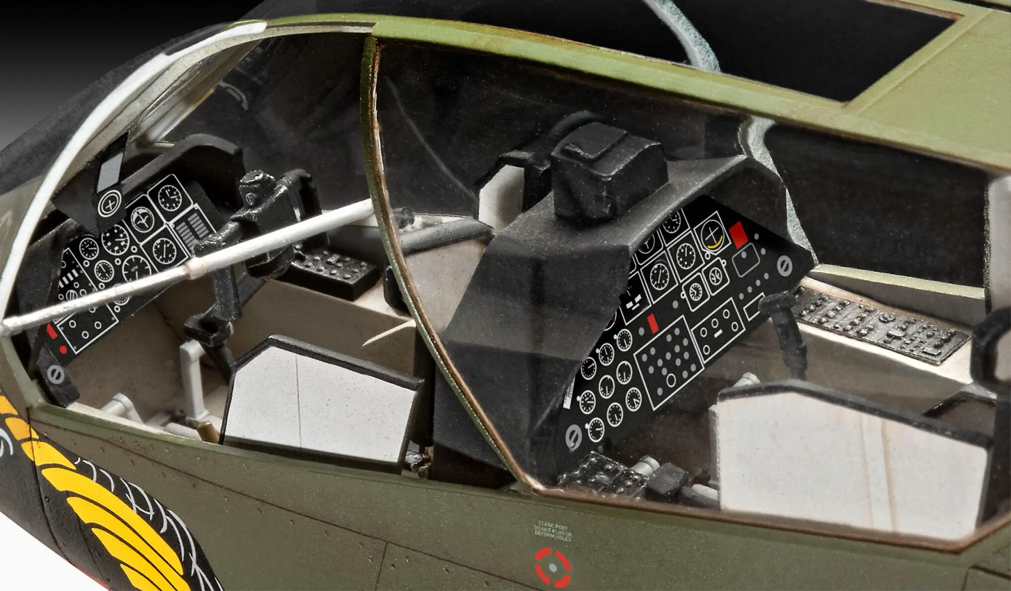 Revell 03821 - Bell AH-1G Cobra